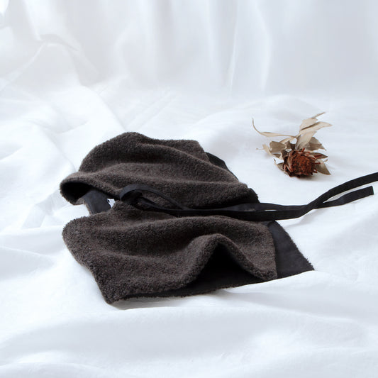 優質羊毛圍巾側開背心/淺米色