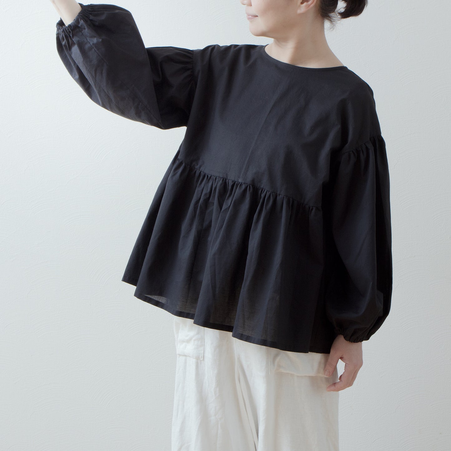 Adult-Cute Tiered 2-Way Blouse with Back Ribbon Tie / Black