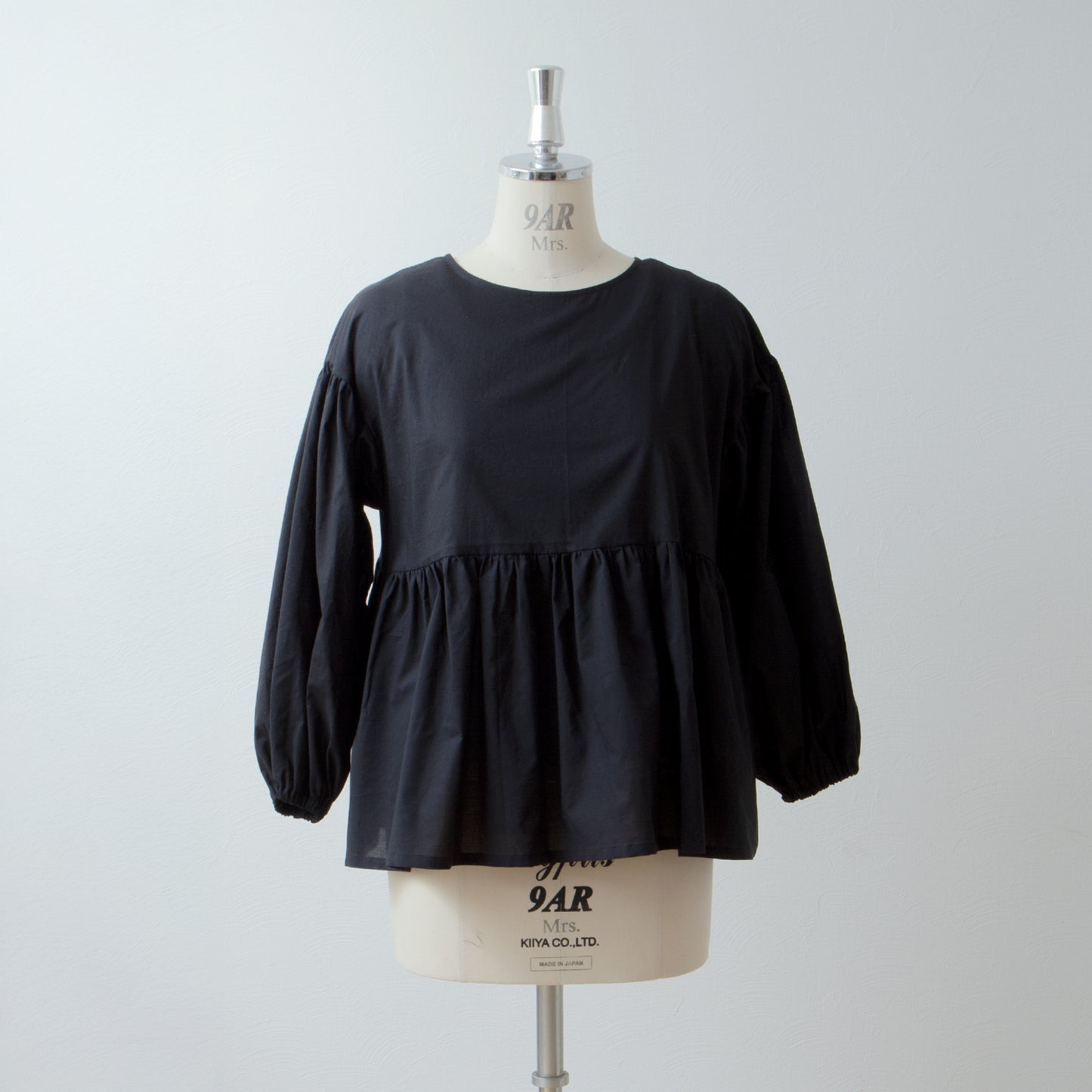 Adult-Cute Tiered 2-Way Blouse with Back Ribbon Tie / Black