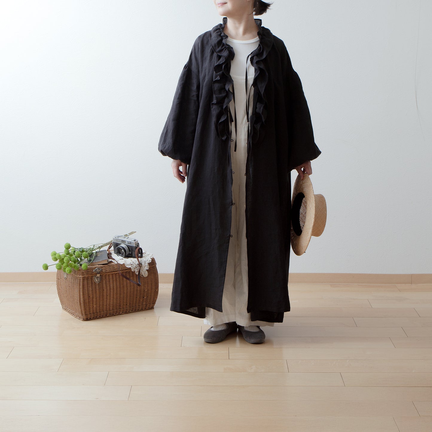 フリルカラーリネンワンピース/ブラック