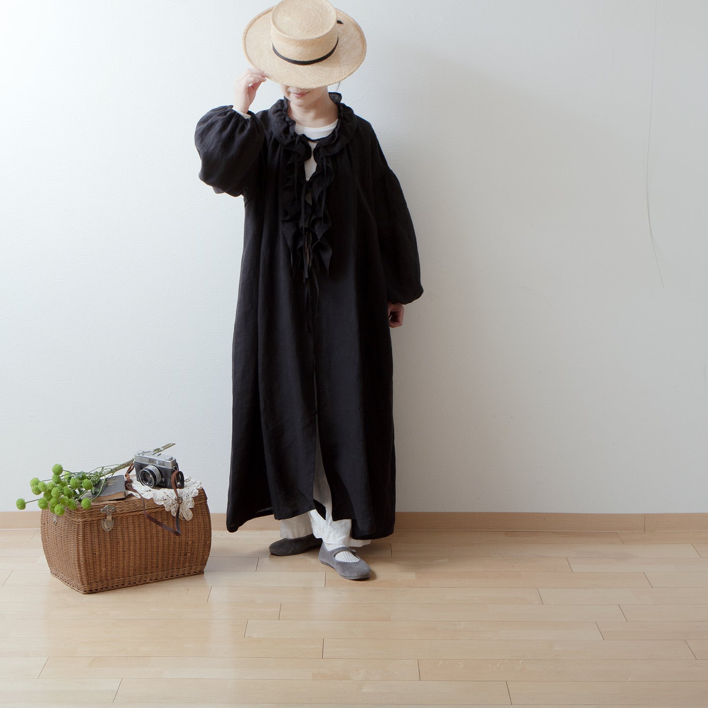 フリルカラーリネンワンピース/ブラック