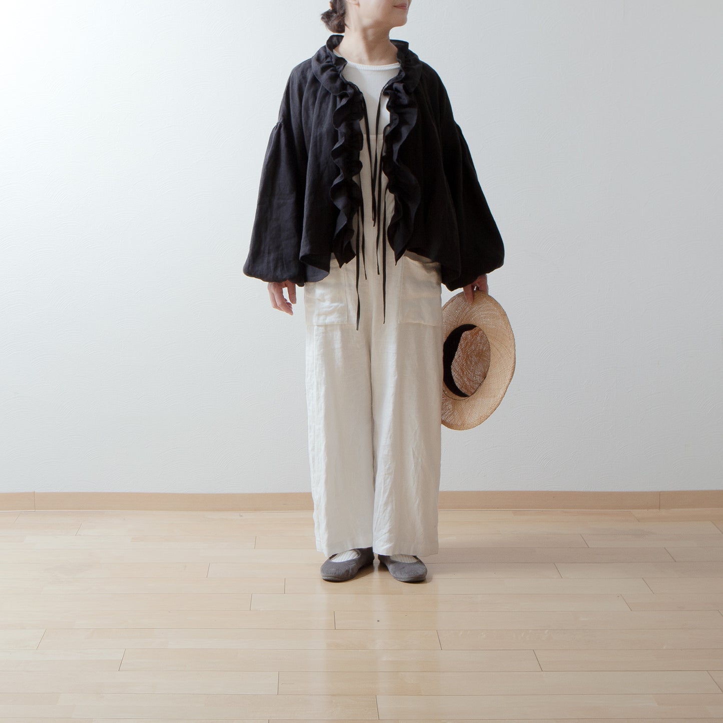 Yoke Layer Gathered Sleeve Linen Dress/Black