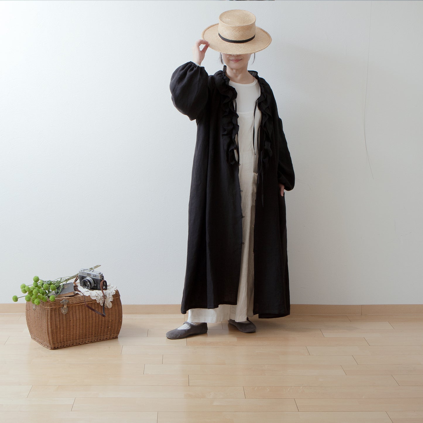 フリルカラーリネンワンピース/ブラック