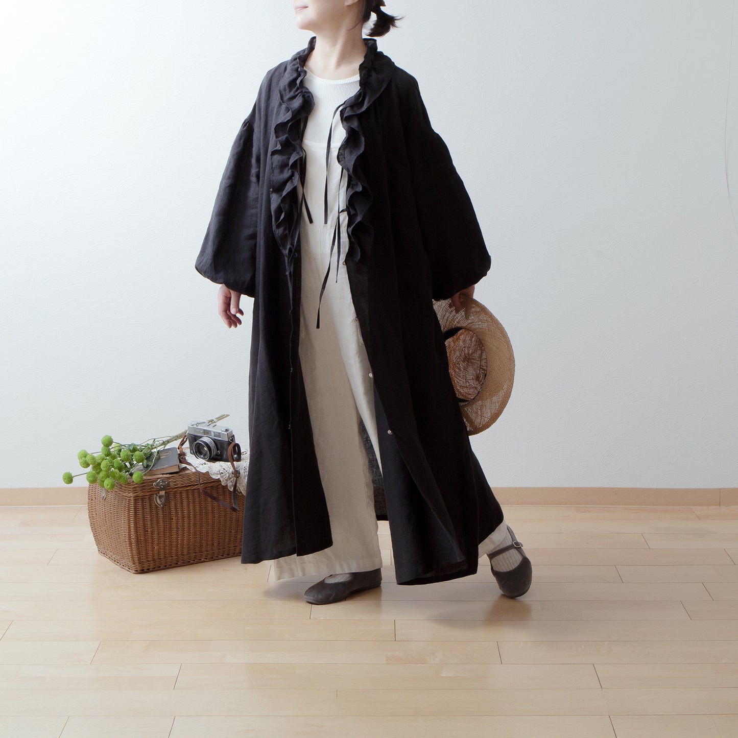 フリルカラーリネンワンピース/ブラック